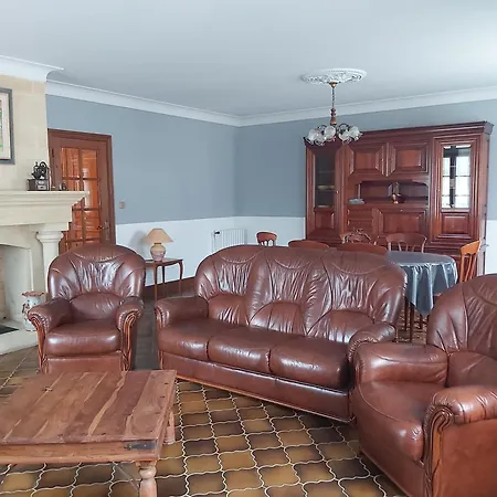Grand Logement Dans Belle Maison Perigourdine A 2 Pas Du Centre De Avec Stationnement Devant Ferienhaus